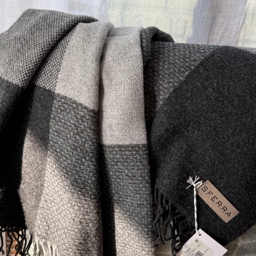 NWT SFERRA Throw Blanket Gray Reversible 100% Wool Size 51x 71 Made In Italy